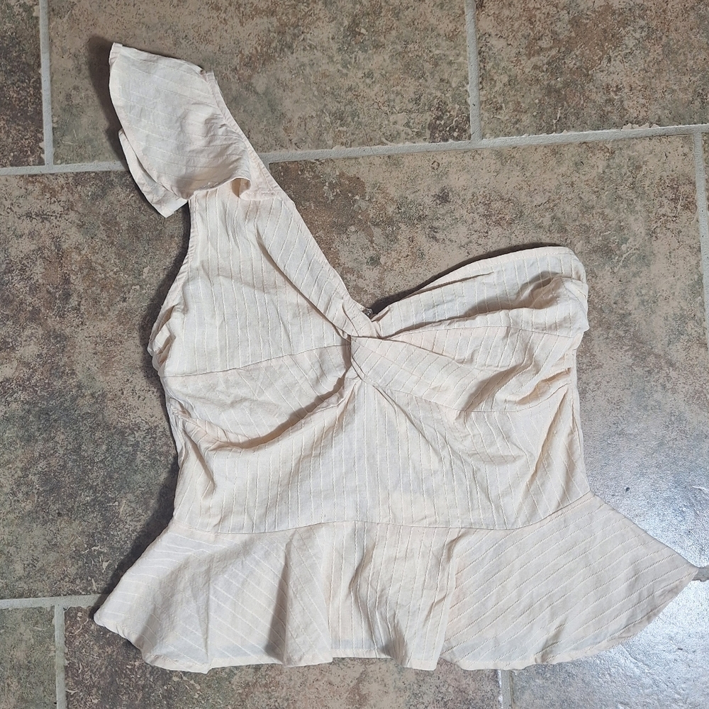 NWT Fanco Large One Shoulder Cream Peplum Top